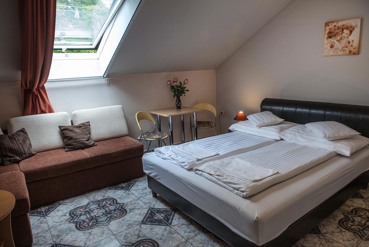 Bl Luxus Apartman セゲド エクステリア 写真